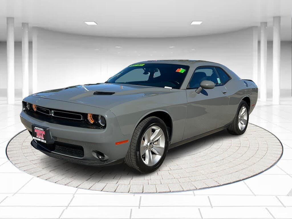 2023 Dodge Challenger SXT RWD