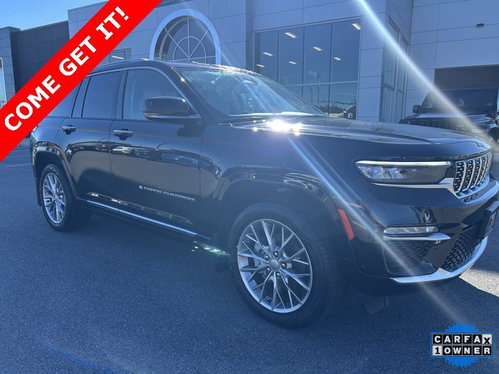 2023 Jeep Grand Cherokee Summit 4WD