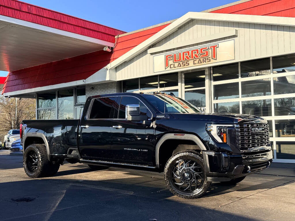 2024 GMC Sierra 3500HD Denali Ultimate Crew Cab LB DRW 4WD