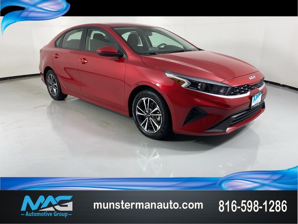 2024 Kia Forte LXS FWD