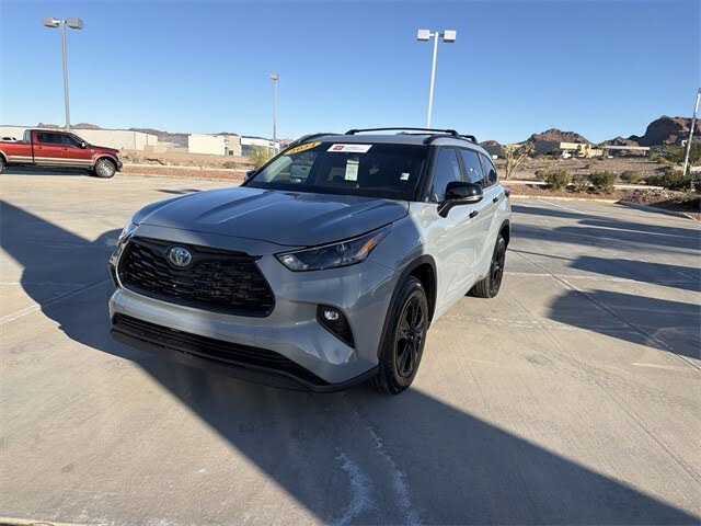 2024 Toyota Highlander Hybrid XLE FWD