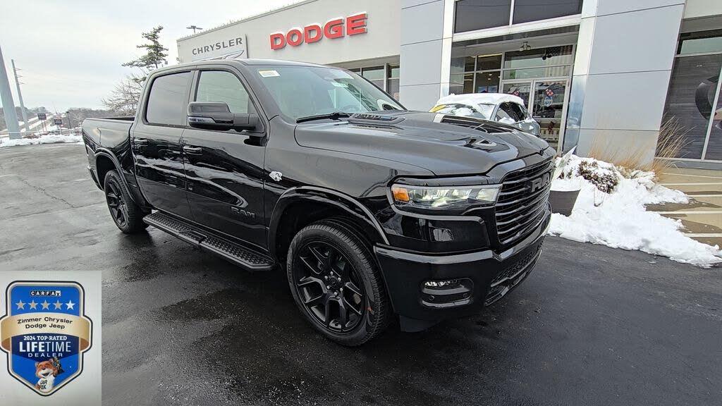 2026 RAM 1500 Laramie Crew Cab 4WD