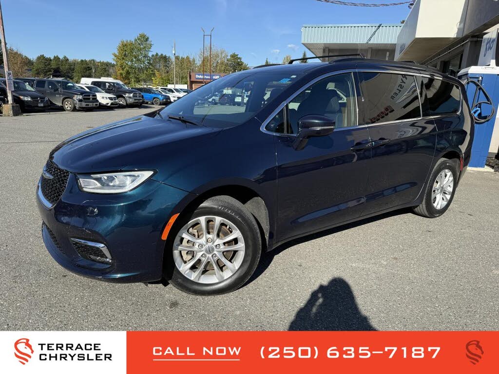 2022 Chrysler Pacifica Touring AWD
