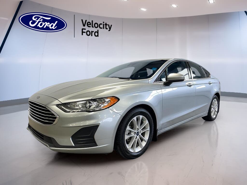 Ford Fusion SE FWD 2020