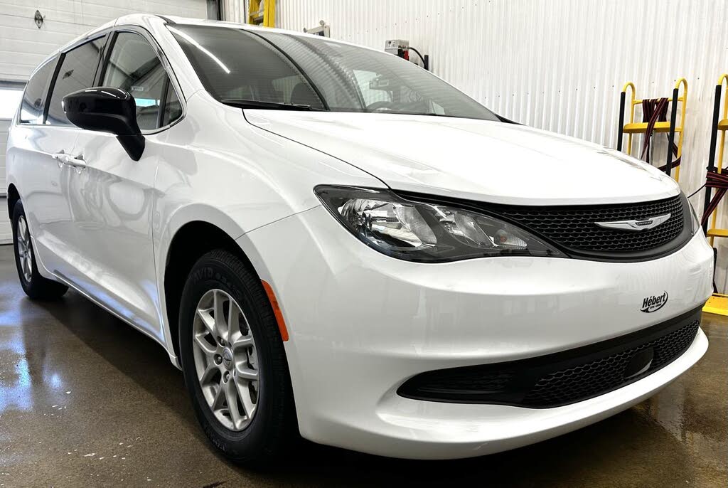 2024 Chrysler Grand Caravan SXT FWD