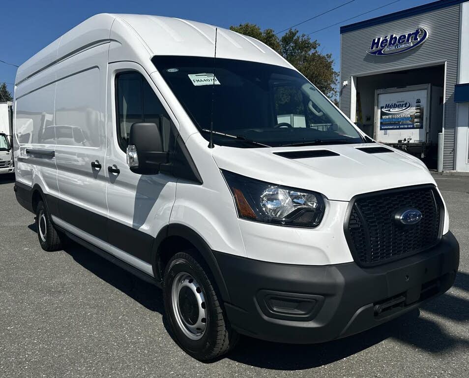 2024 Ford Transit Cargo 250 Medium Roof LB RWD