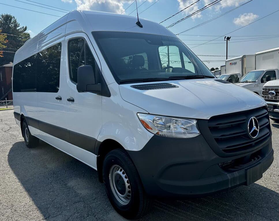 2024 Mercedes-Benz Sprinter 2500 170 High Roof Passenger Van RWD