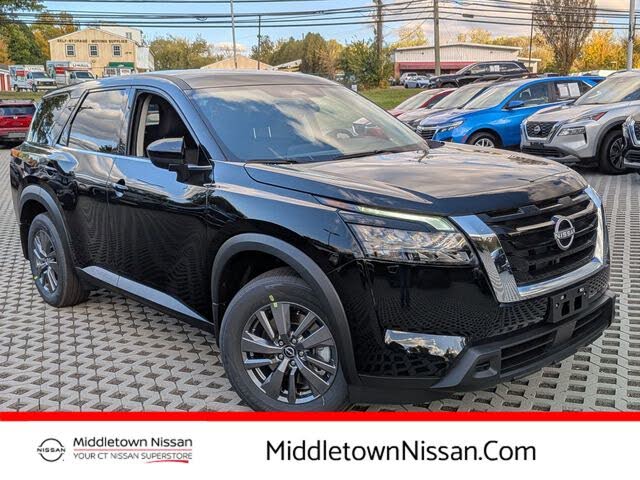 2025 Nissan Pathfinder S 4WD