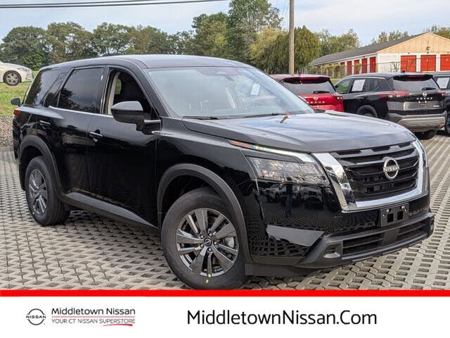 2025 Nissan Pathfinder S 4WD
