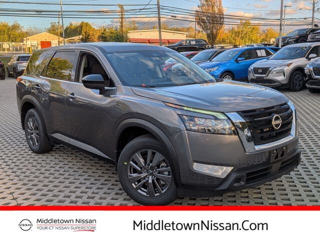 2025 Nissan Pathfinder S 4WD