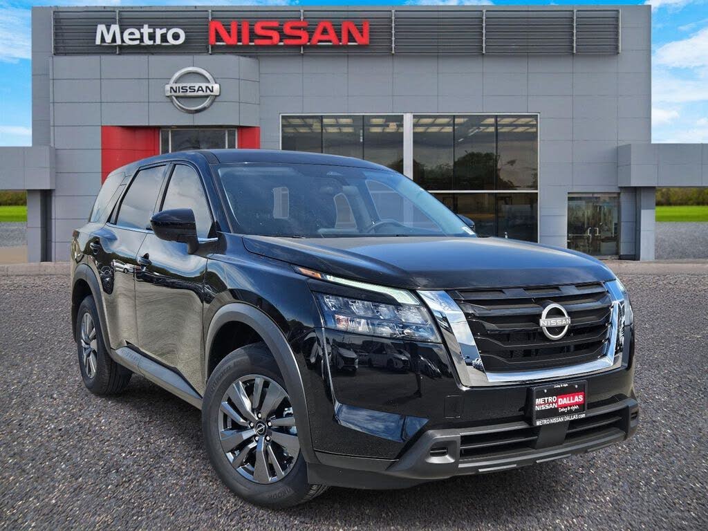 2025 Nissan Pathfinder S 4WD