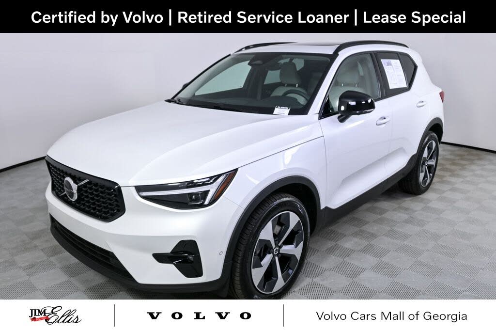 2026 Volvo XC40 B5 Plus AWD