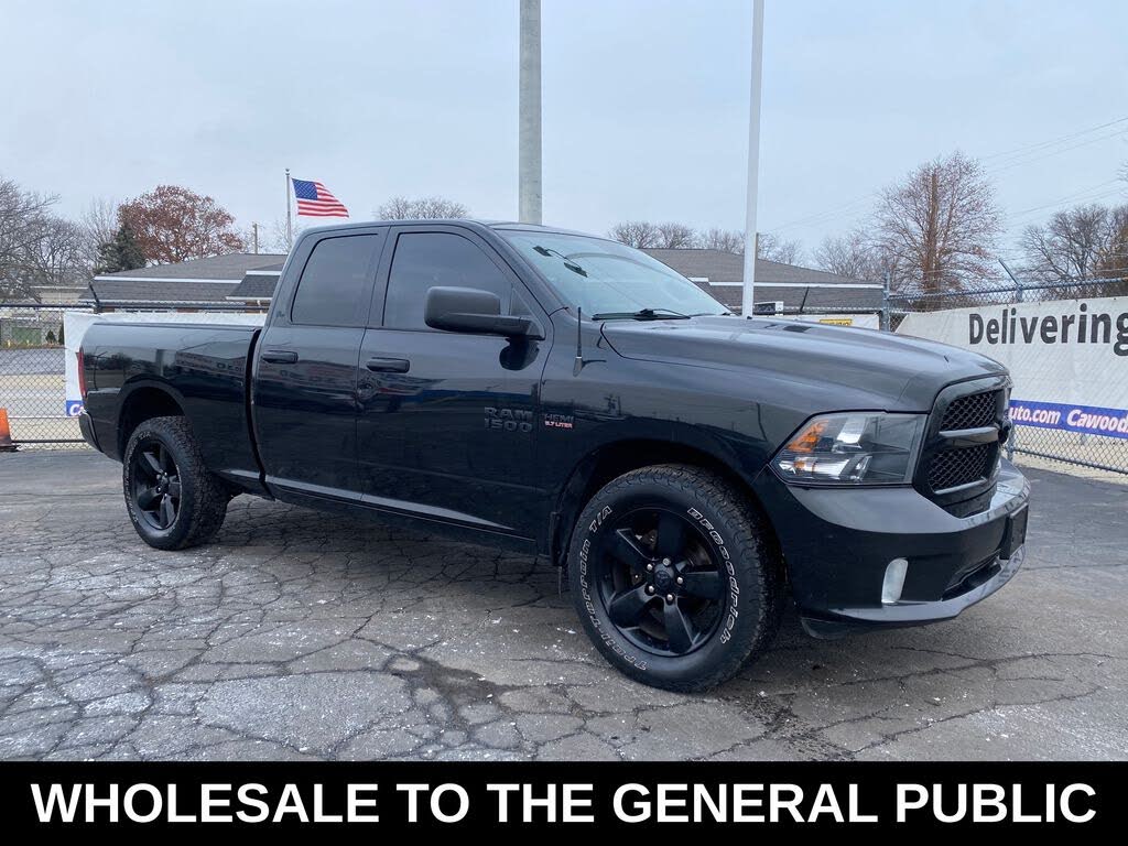 2018 RAM 1500 Express Quad Cab 4WD