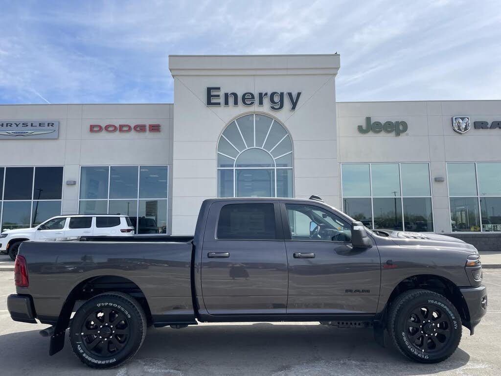 2025 RAM 2500 Laramie Crew Cab 4WD
