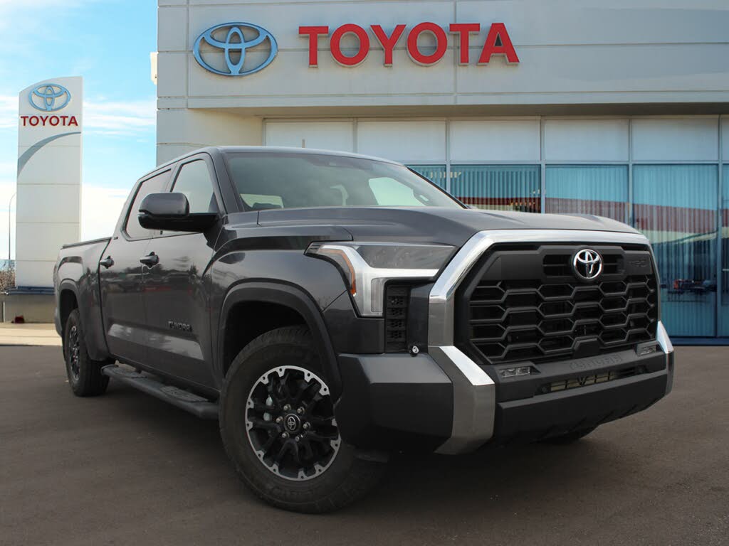 2025 Toyota Tundra SR5 CrewMax Cab LB 4WD