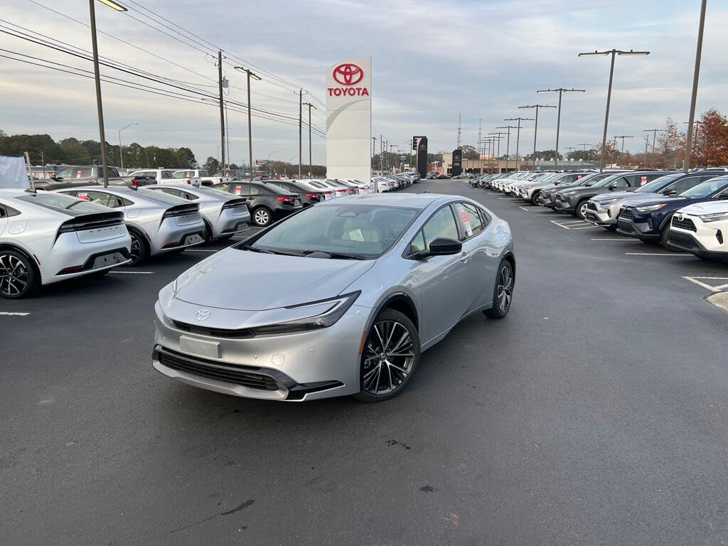 2026 Toyota Prius XLE FWD