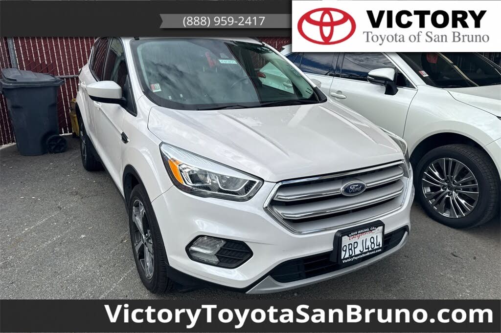 2018 Ford Escape SEL FWD