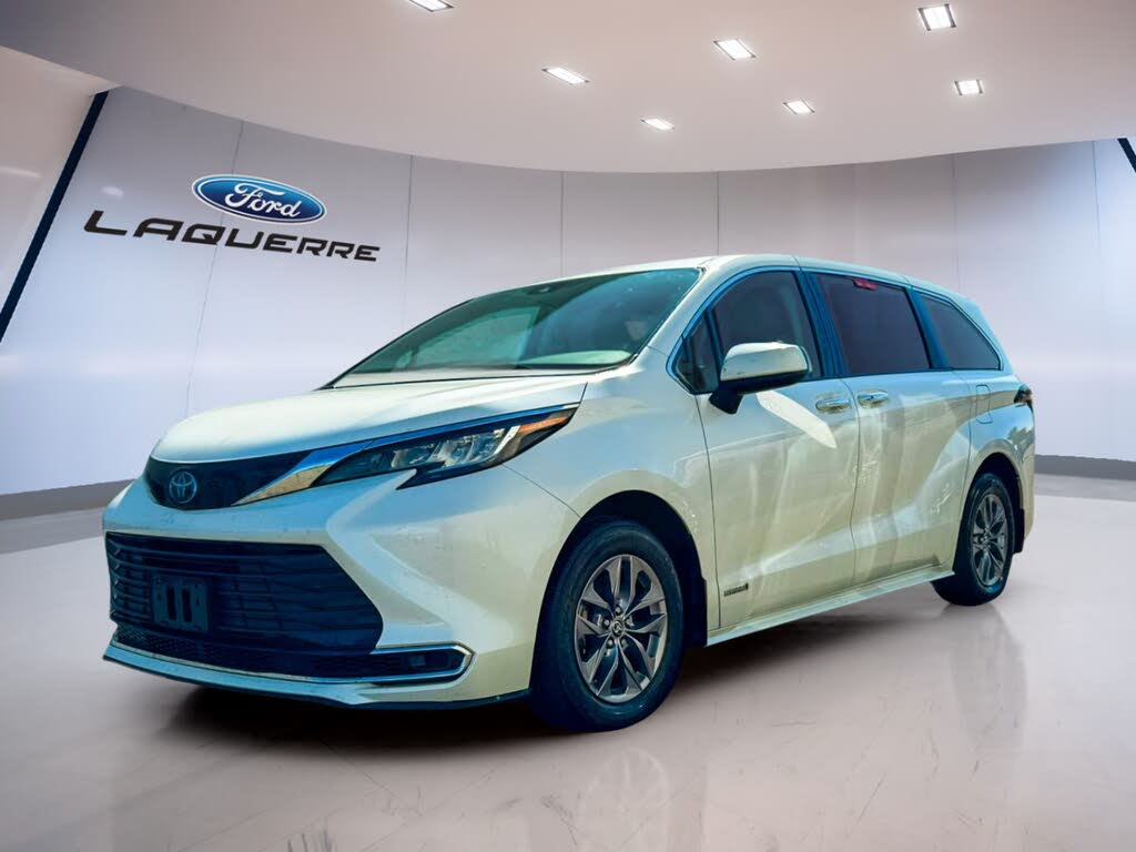 Toyota Sienna XLE 8-Passenger FWD 2021
