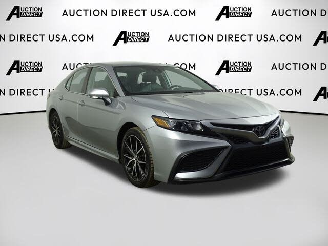 2022 Toyota Camry SE FWD