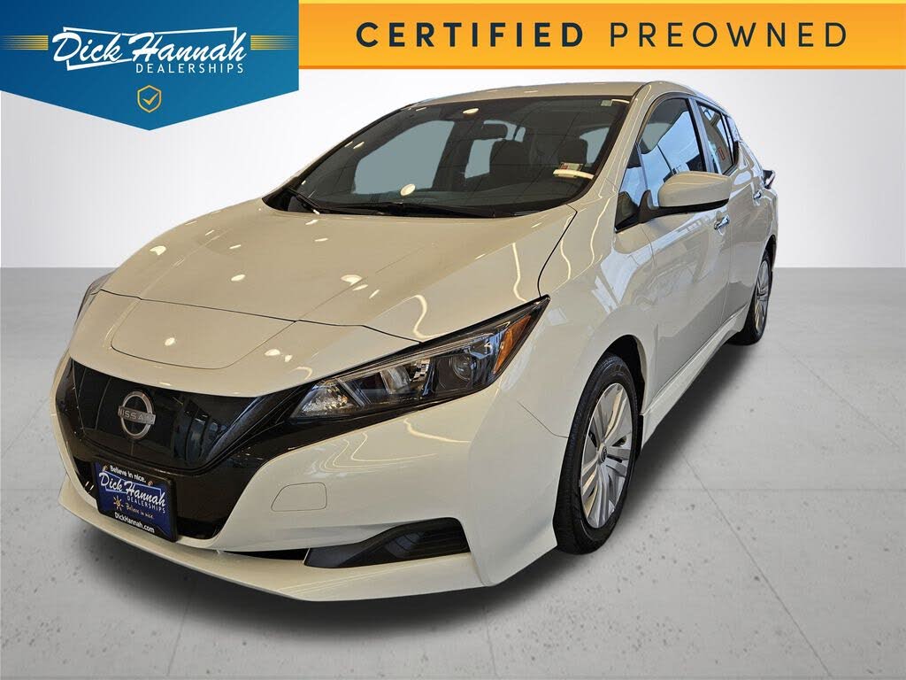 2023 Nissan LEAF S FWD