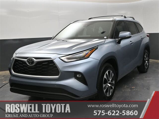 2023 Toyota Highlander XLE FWD