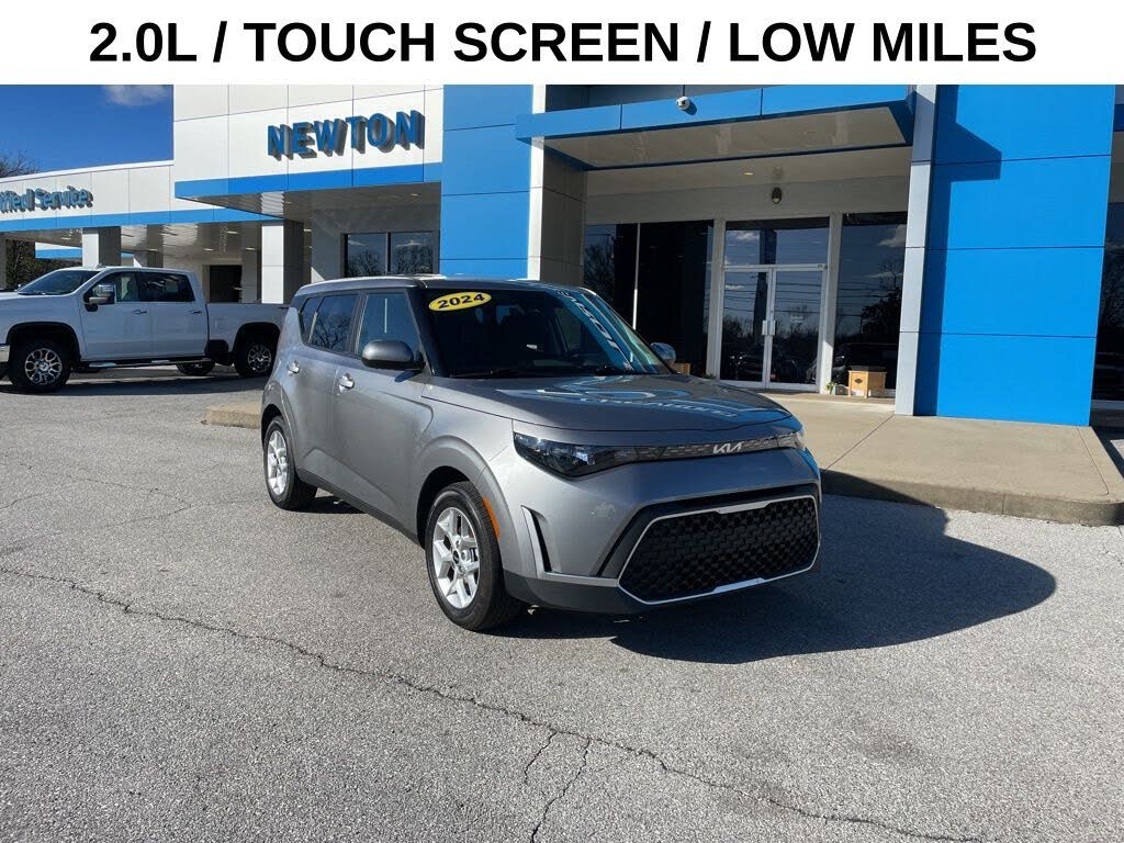2024 Kia Soul LX FWD