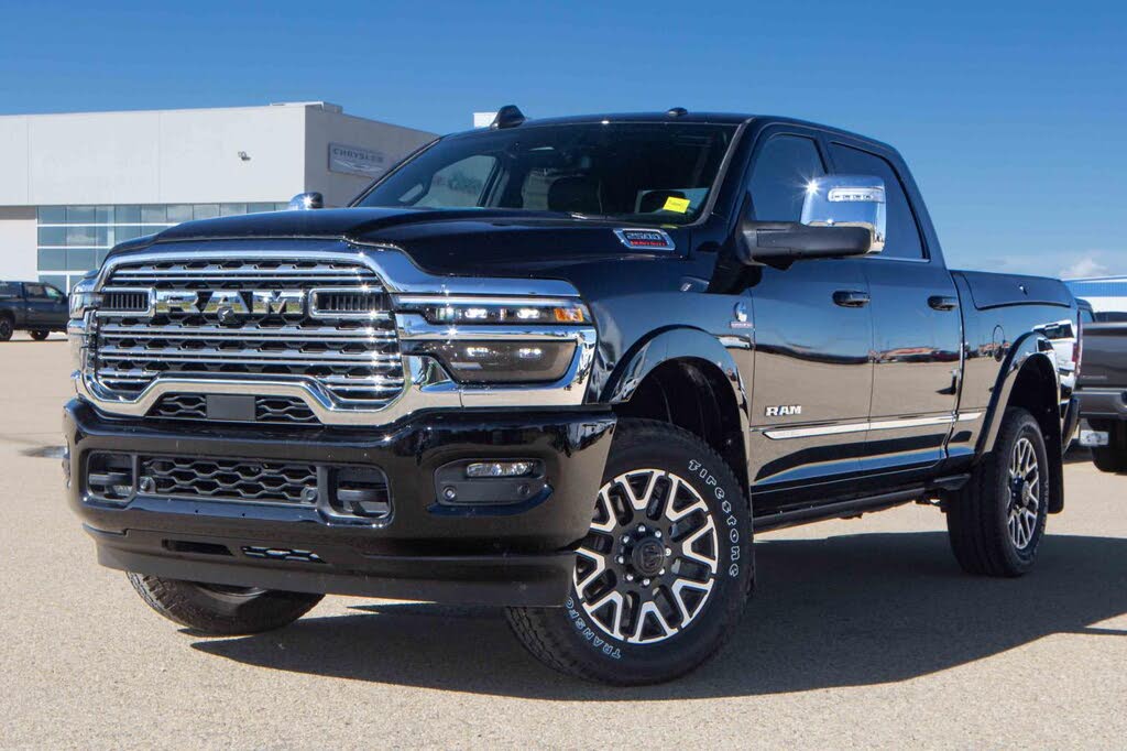 2025 RAM 2500 Limited Crew Cab 4WD