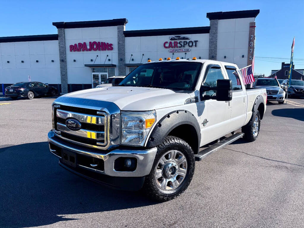 2012 Ford F-250 Super Duty Lariat Crew Cab 4WD