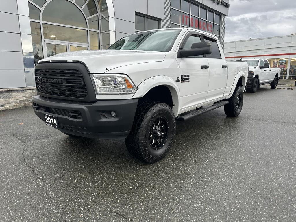 2014 RAM 3500 Laramie Crew Cab 4WD