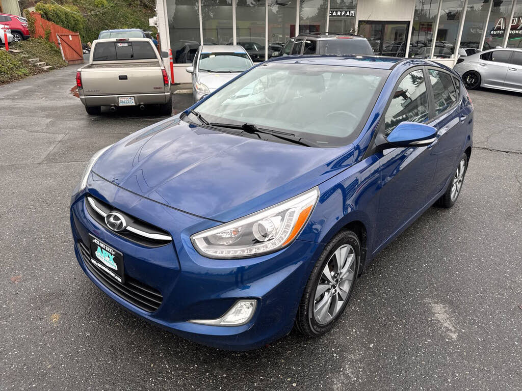 2015 Hyundai Accent Sport 4-Door Hatchback FWD