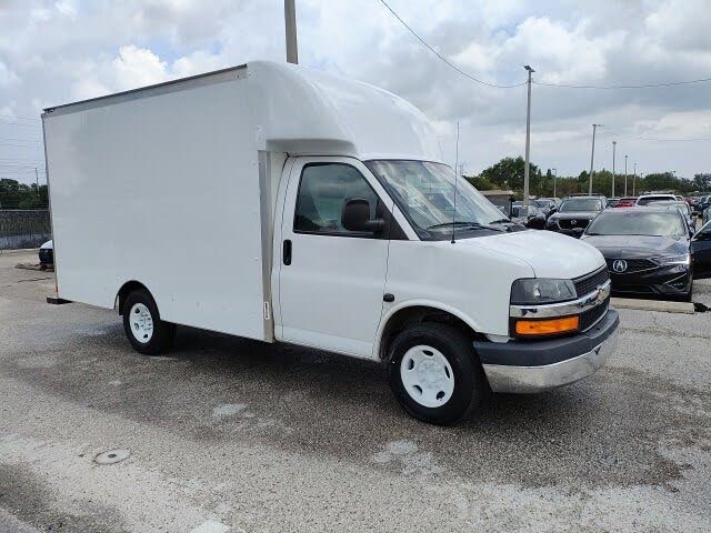 2019 Chevrolet Express Chassis 3500 139 Cutaway RWD