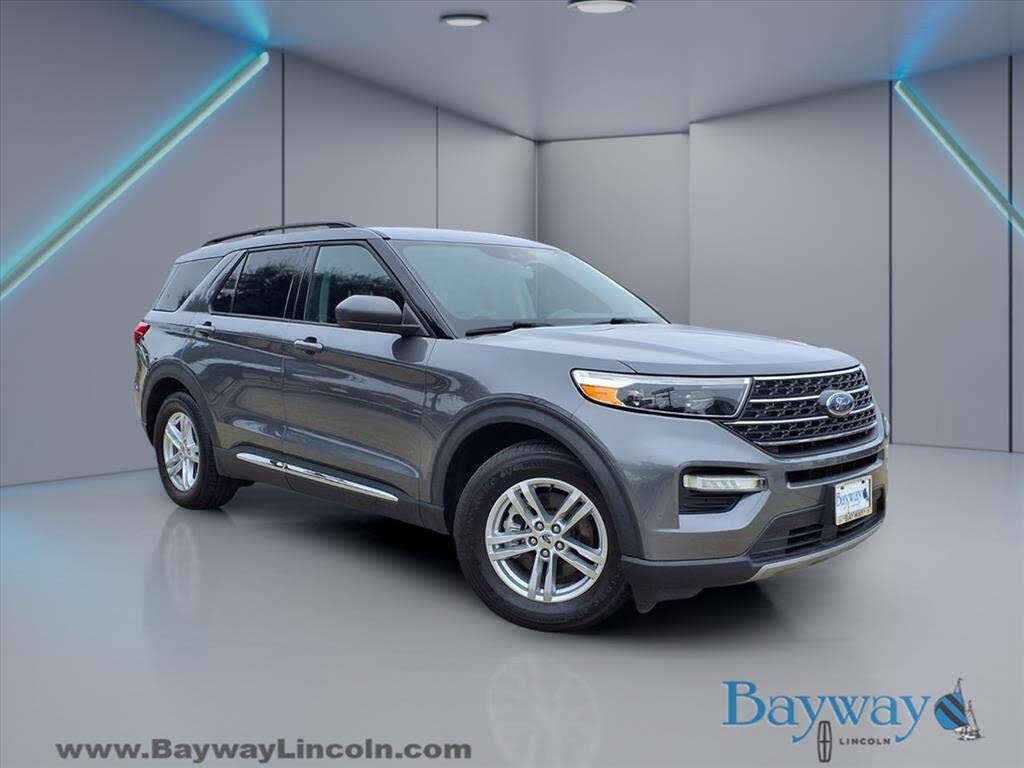 2021 Ford Explorer XLT RWD
