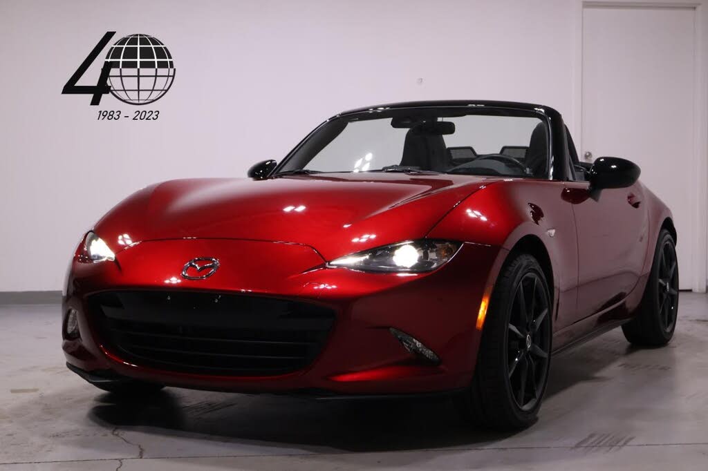 Mazda MX-5 Miata GS RWD 2021