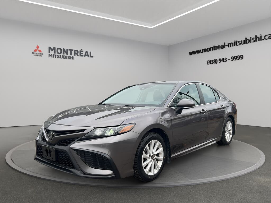 2022 Toyota Camry SE FWD