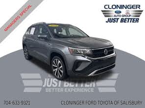 Volkswagen Taos SE FWD