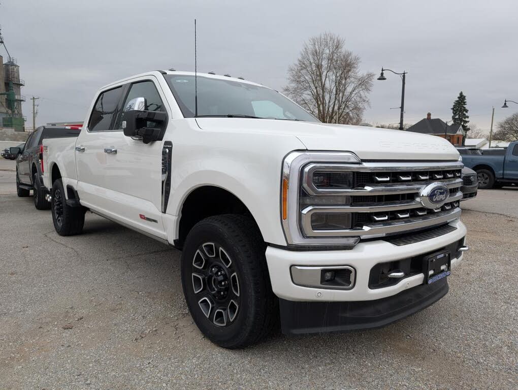 2023 Ford F-250 Super Duty Platinum Crew Cab 4WD