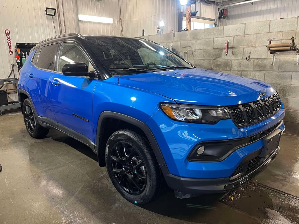 2024 Jeep Compass Altitude 4WD