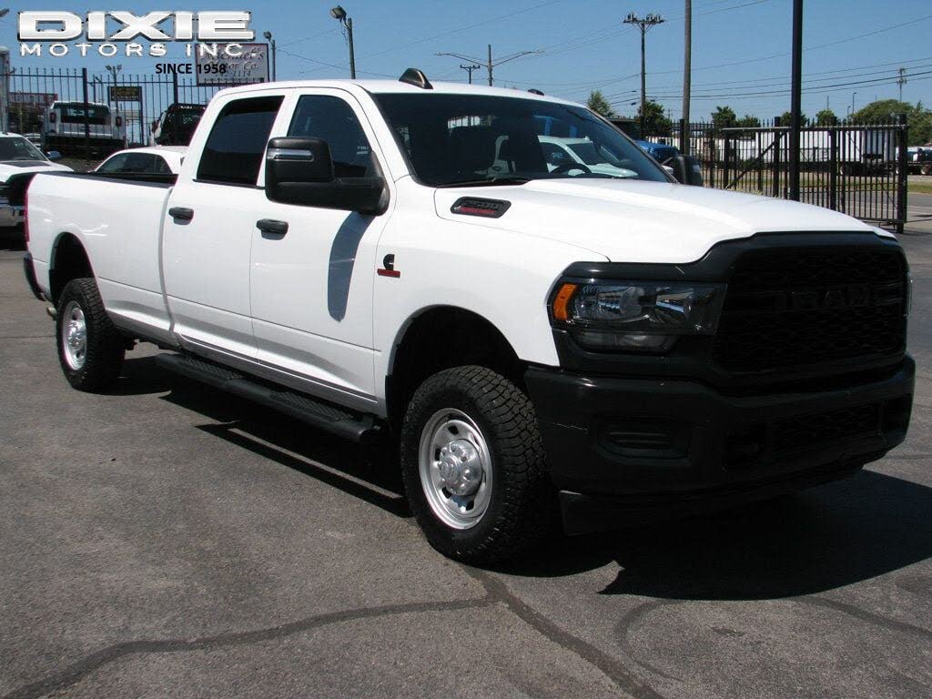 2024 RAM 2500 Tradesman Crew Cab LB 4WD