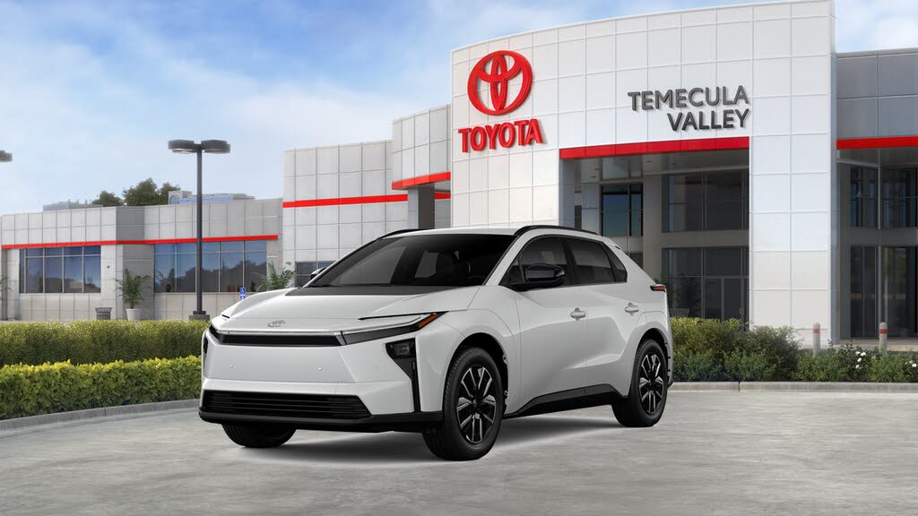 2026 Toyota bZ XLE Plus FWD