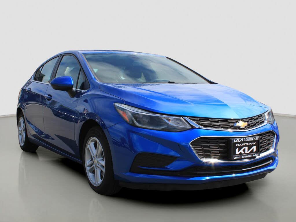 2017 Chevrolet Cruze LT Hatchback FWD