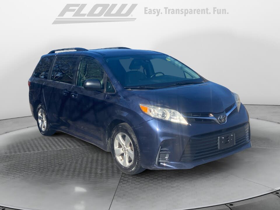 2018 Toyota Sienna LE 8-Passenger FWD