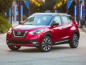 Nissan Kicks SV FWD