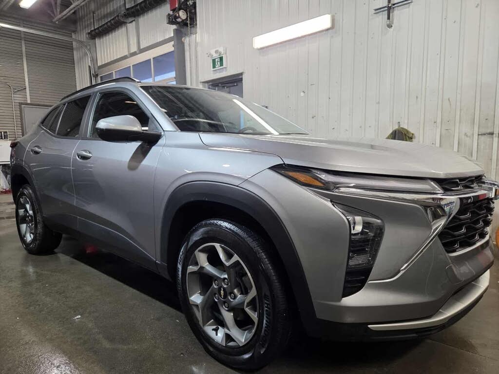 2024 Chevrolet Trax LT FWD