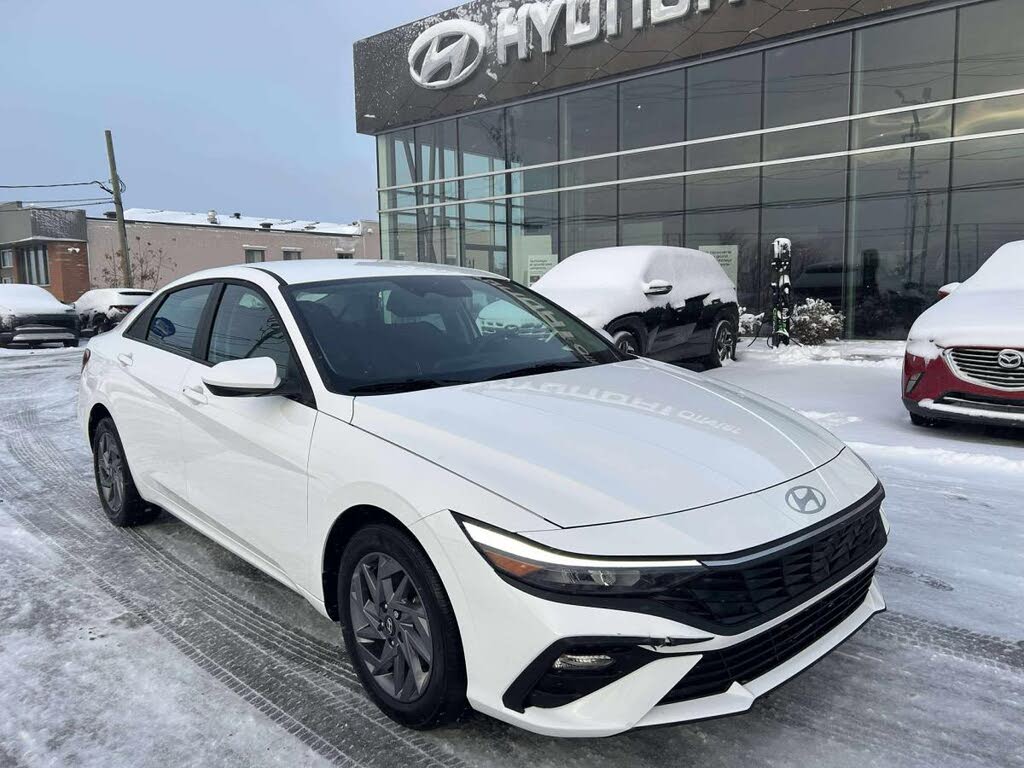 2025 Hyundai Elantra Preferred FWD