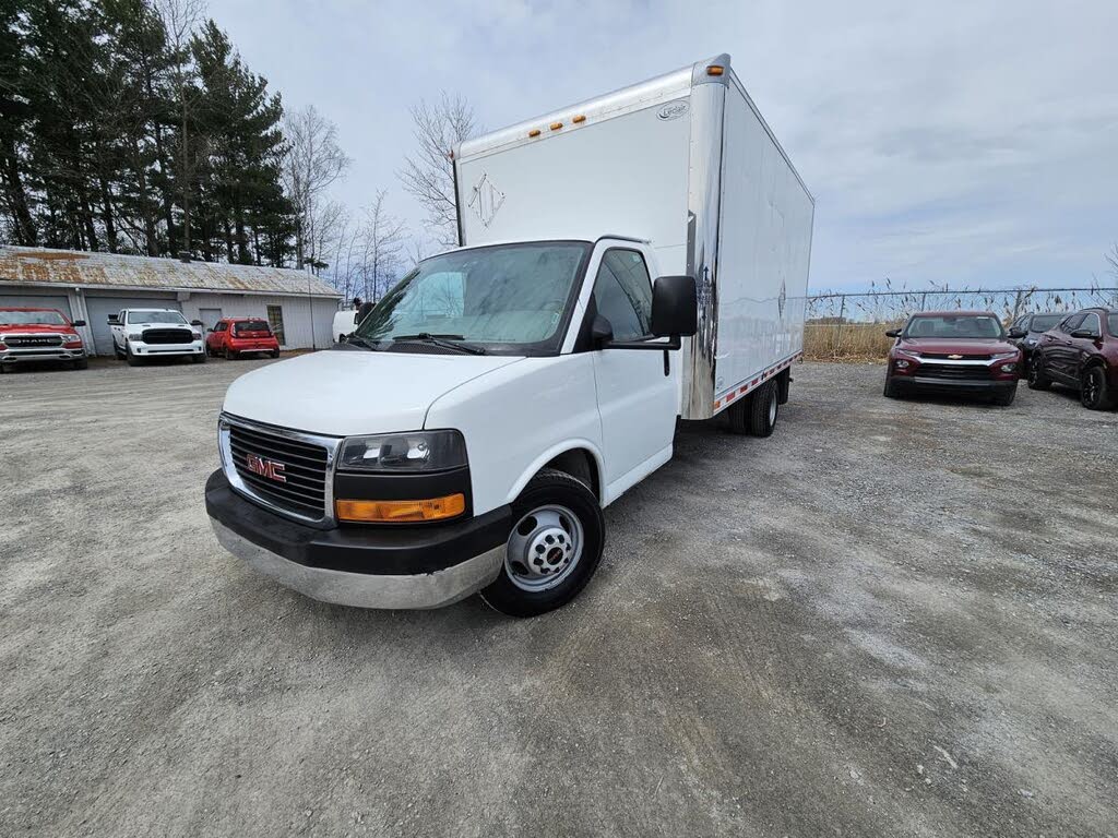 2017 GMC Savana Chassis 3500 177 Cutaway RWD