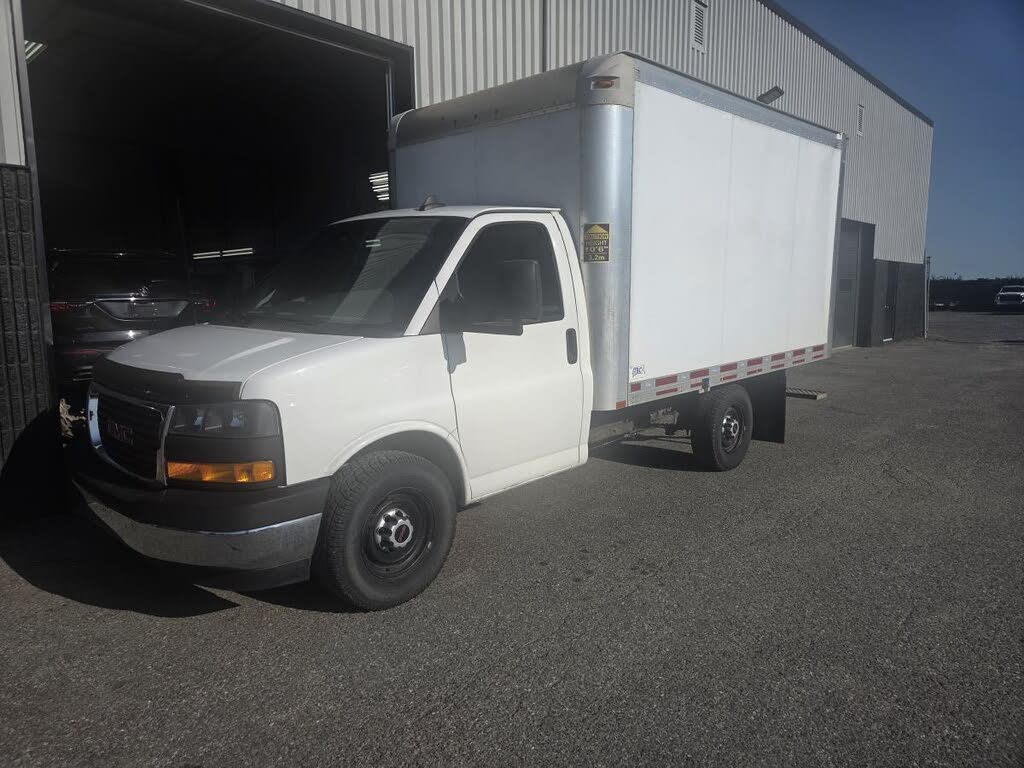 2018 GMC Savana Chassis 3500 139 Cutaway RWD