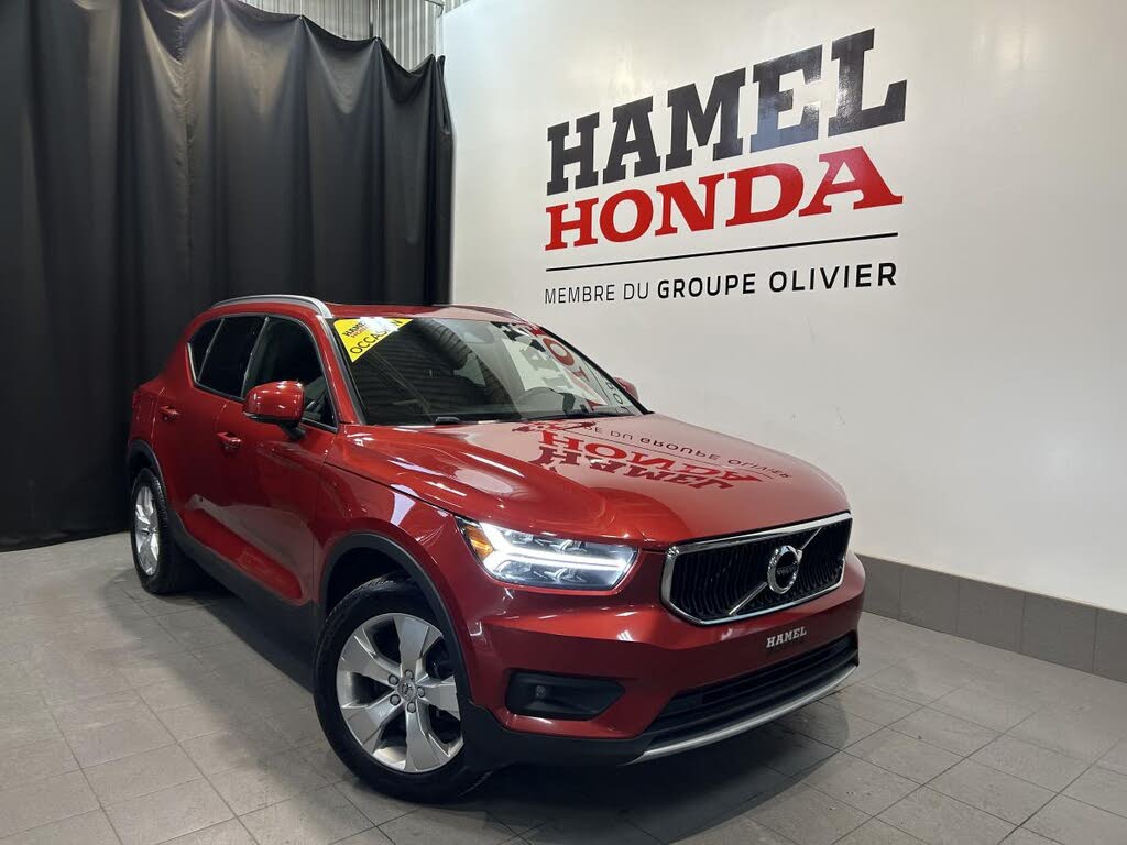 2020 Volvo XC40 T5 Momentum AWD