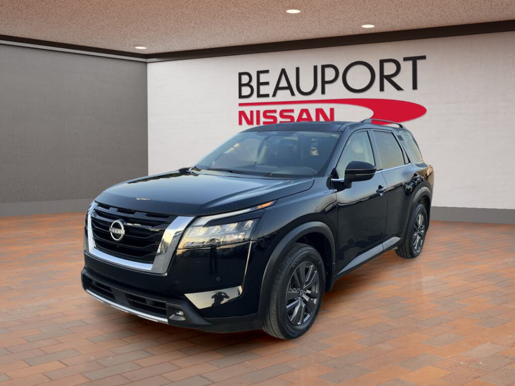 2024 Nissan Pathfinder SV 4WD