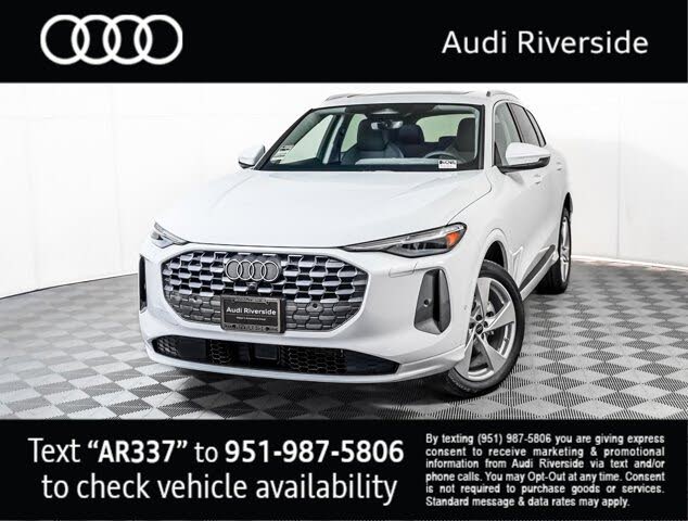 2025 Audi Q5 quattro Premium Plus 40 TFSI