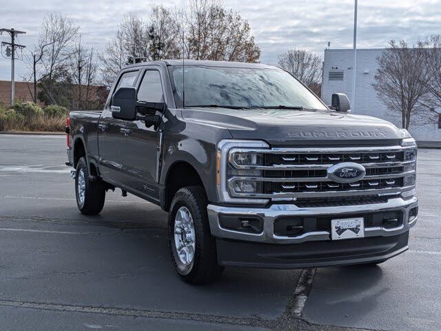 2026 Ford F-250 Super Duty XLT Crew Cab 4WD